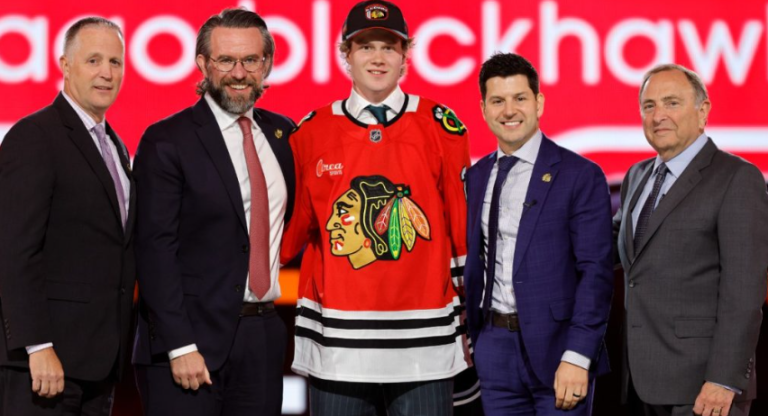 Chicago Blackhawks allekirjoitti Marek Vanackerin kolmivuotisen sopimusluonnoksen